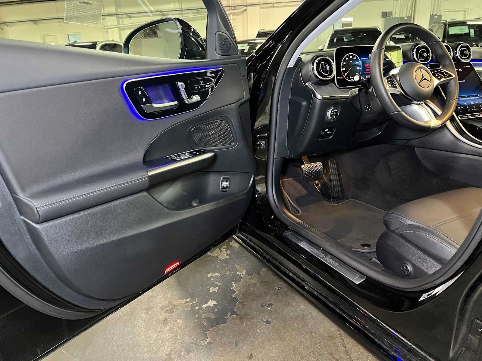 Used 2026 Mercedes-Benz C 300 4MATIC Sedan image 22