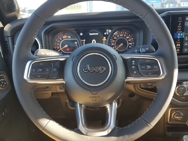 New 2026 Jeep Wrangler Unlimited Sahara AWD/4WD image 19