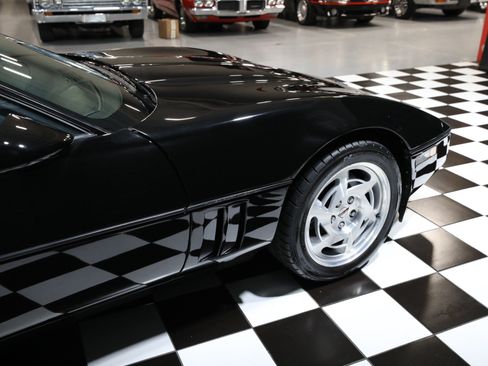 Used 1990 Chevrolet Corvette ZR-1 RWD image 15
