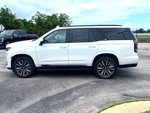Used 2021 Cadillac Escalade Sport RWD image 6