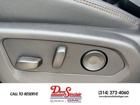 New 2026 GMC Sierra 1500 AT4 w/ AT4 Premium Package AWD/4WD image 12