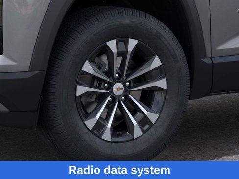 New 2026 Chevrolet Equinox LT w/ Convenience Package II image 10