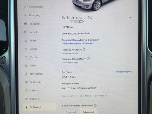 Used 2016 Tesla Model X 75D image 7