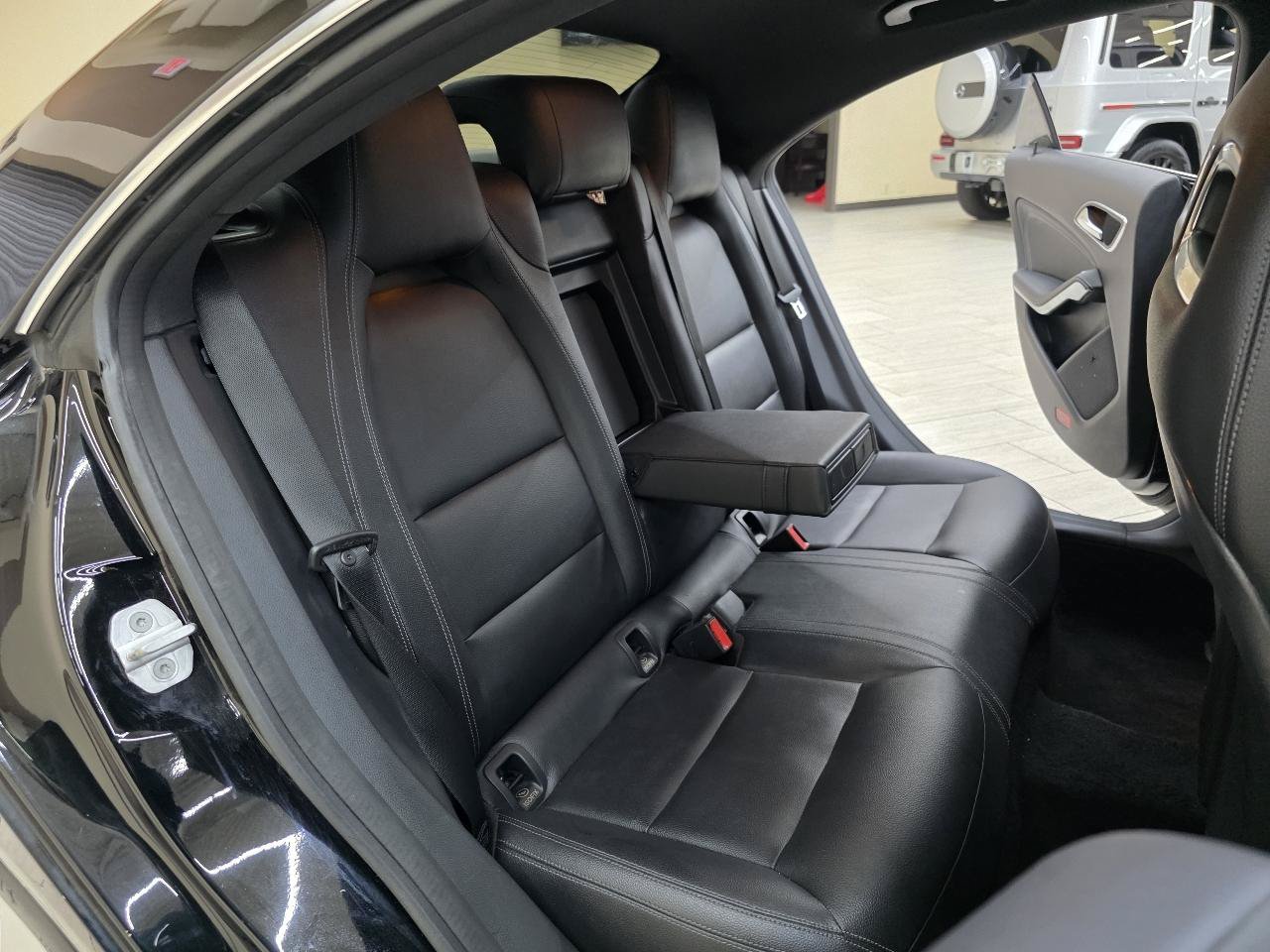 Used 2018 Mercedes-Benz CLA 250 4MATIC image 21