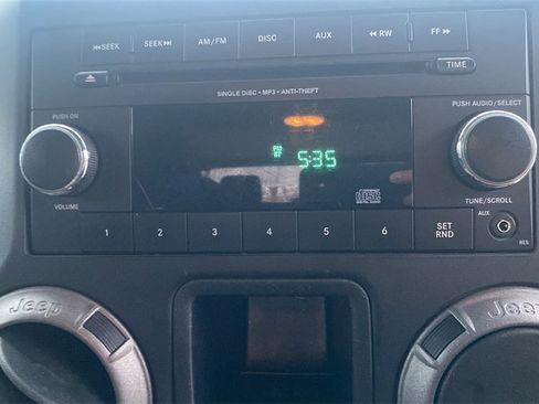 Used 2013 Jeep Wrangler Sport image 26