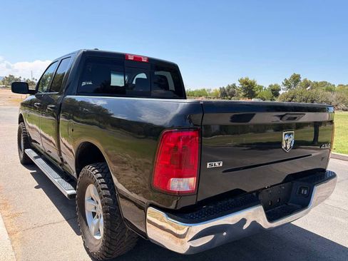Used 2017 RAM 1500 Classic SLT AWD/4WD image 5