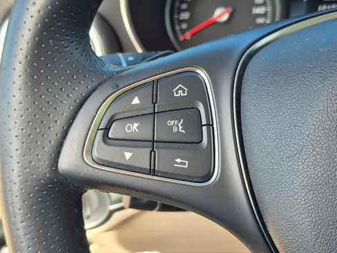 Used 2017 Mercedes-Benz GLC 300 image 29