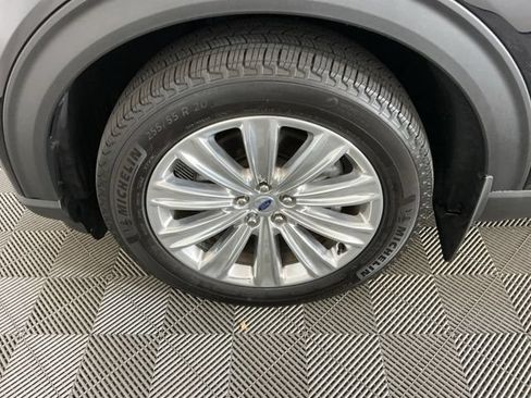 Used 2022 Ford Explorer Limited AWD/4WD image 37