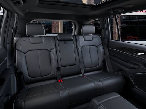 New 2026 Jeep Grand Cherokee Limited AWD/4WD image 15