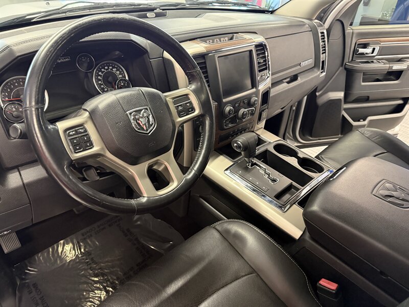 Used 2013 RAM 1500 Laramie w/ Convenience Group AWD/4WD image 12