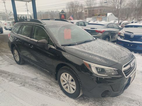 Used 2019 Subaru Outback 2.5i image 8