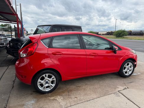 Used 2015 Ford Fiesta SE FWD image 22