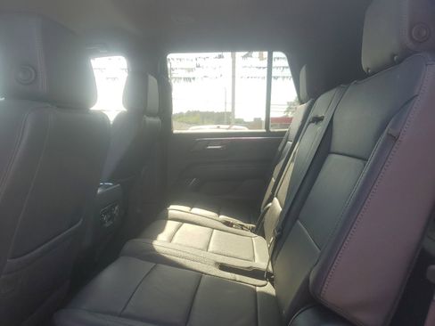 Used 2025 Chevrolet Tahoe LT AWD/4WD image 14