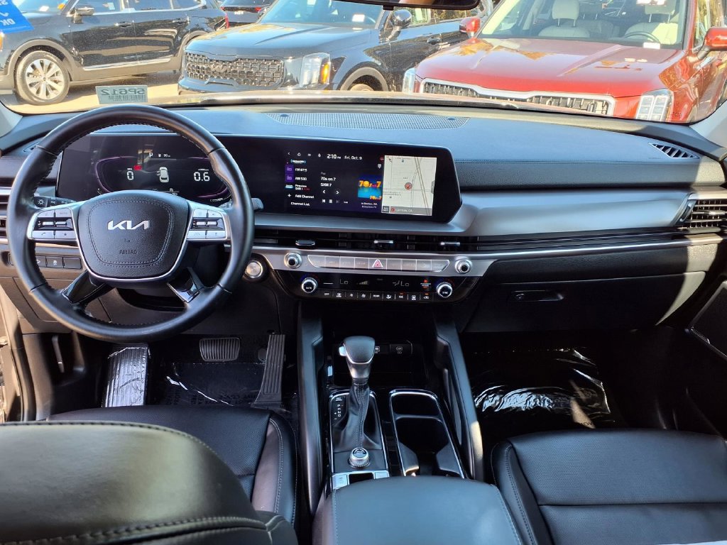 Certified 2024 Kia Telluride LX FWD image 15