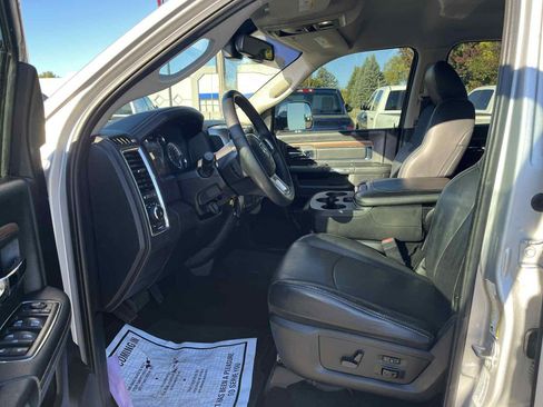 Used 2017 RAM 2500 Laramie image 19