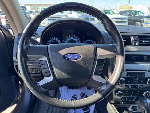 Used 2010 Ford Fusion SEL image 18