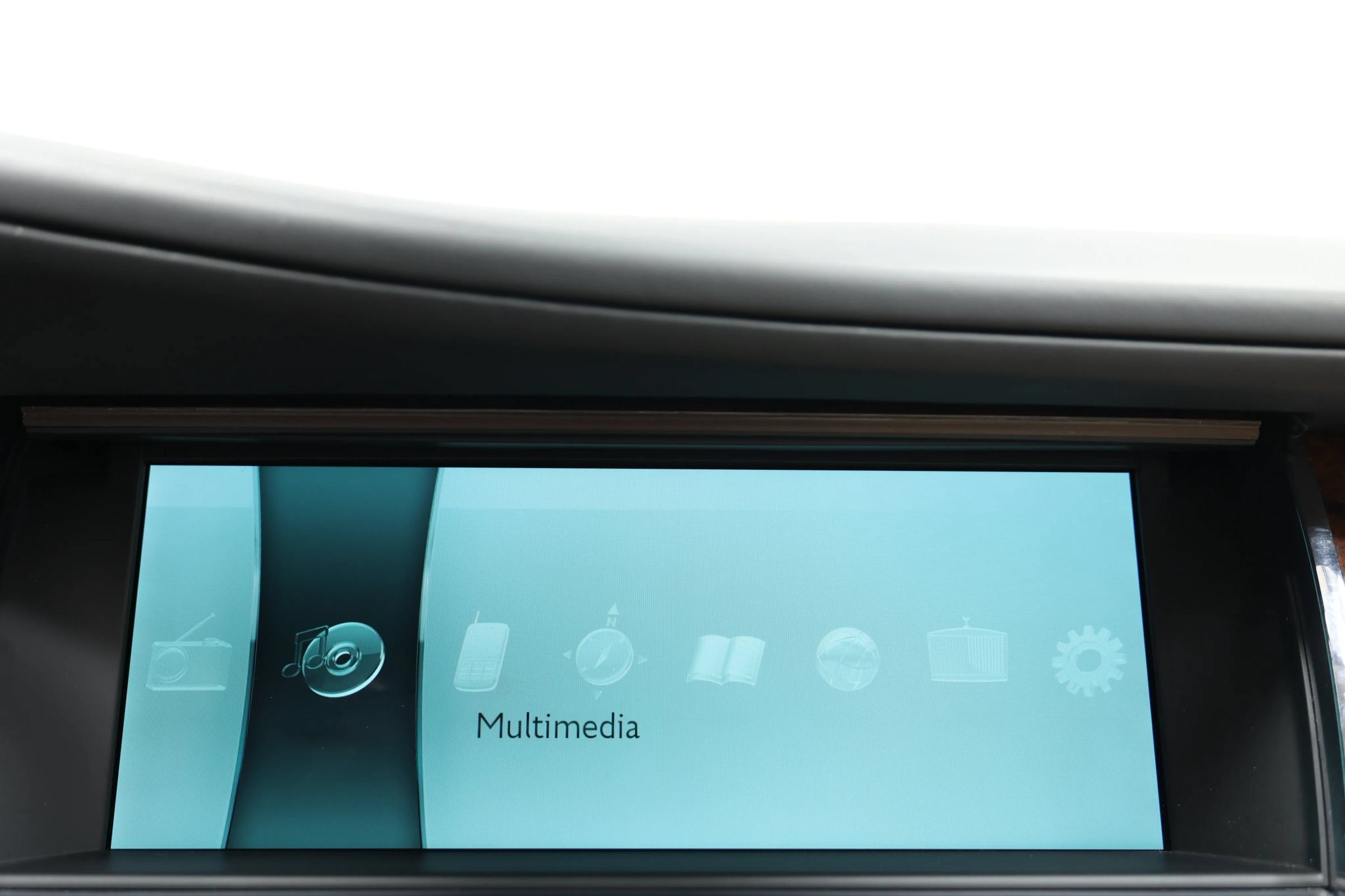 Used 2015 Rolls-Royce Ghost RWD image 34