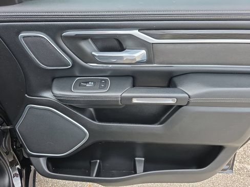 Used 2023 RAM 1500 Laramie AWD/4WD image 37