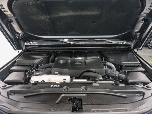 Used 2024 Lexus GX 550 w/ Cold Area Package AWD/4WD image 29