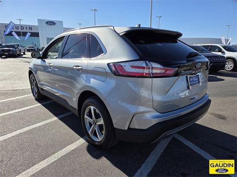 Certified 2024 Ford Edge SEL w/ Convenience Package image 5