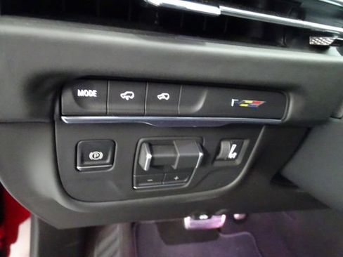 Used 2026 Cadillac Escalade V AWD/4WD image 11