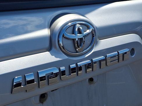 Used 2014 Toyota 4Runner SR5 Premium AWD/4WD image 30