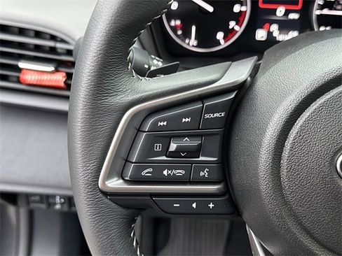 Used 2025 Subaru Outback Premium image 27