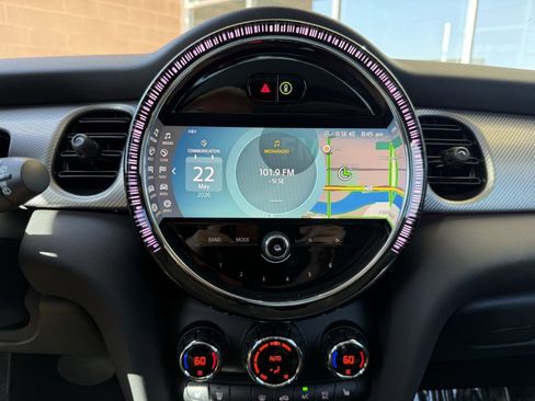 Used 2023 MINI Cooper SE FWD image 18