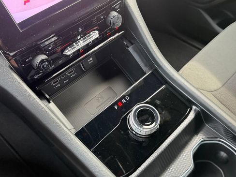 New 2026 Jeep Grand Cherokee L 2WD image 15