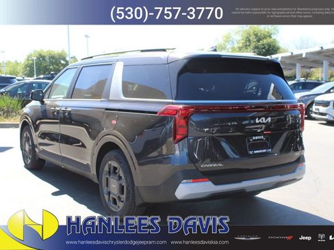 New 2026 Kia Carnival EX image 9