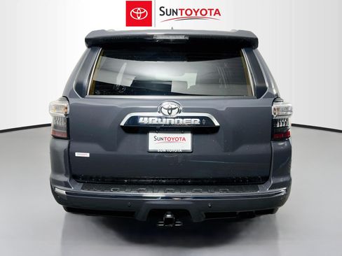 Used 2024 Toyota 4Runner Limited AWD/4WD image 5