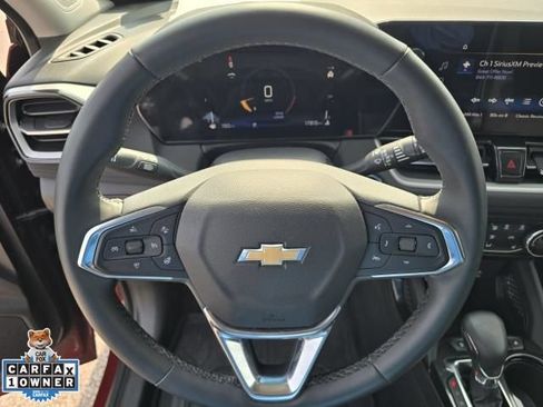 Used 2024 Chevrolet TrailBlazer LT w/ LT Cold Weather Package FWD image 21