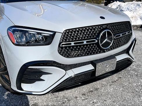 Used 2024 Mercedes-Benz GLE 350 4MATIC image 5