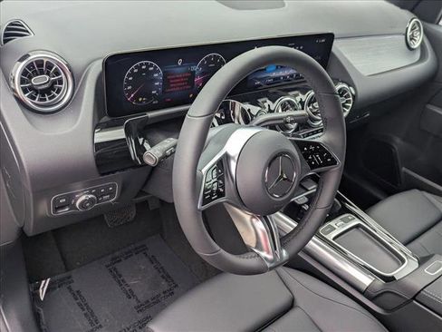 New 2026 Mercedes-Benz GLA 250 image 3