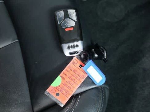 Used 2021 Audi A4 2.0T Premium w/ Convenience Package image 35