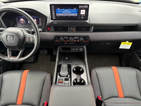 Certified 2026 Honda Passport TrailSport image 2