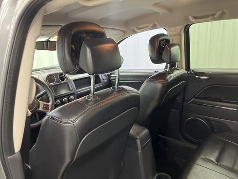 Used 2013 Jeep Compass Limited image 13