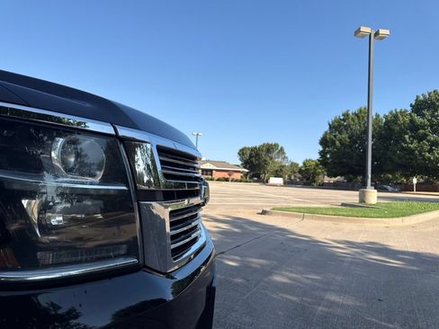 Used 2016 Chevrolet Tahoe LTZ AWD/4WD image 24
