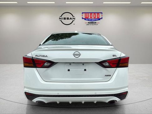 Used 2024 Nissan Altima 2.5 SL AWD/4WD image 3