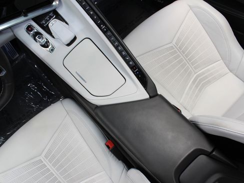 Used 2020 Chevrolet Corvette Stingray Premium Cpe w/ 3LT Preferred Equipment Group image 42