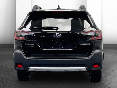 Used 2025 Subaru Outback Limited image 3