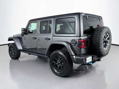 Used 2024 Jeep Wrangler Unlimited Rubicon 4xe w/ Technology Group AWD/4WD image 8
