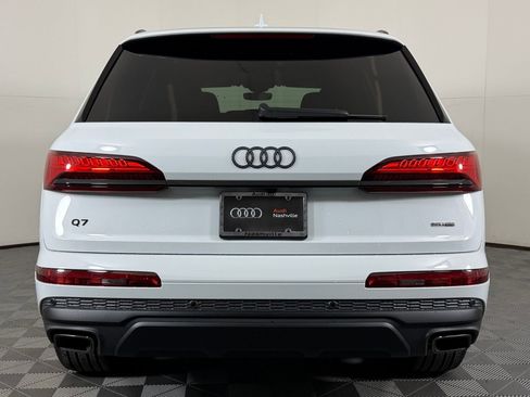 New 2026 Audi Q7 Premium image 10