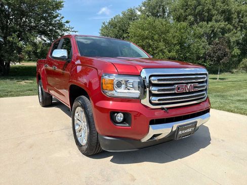 Used 2015 GMC Canyon SLT AWD/4WD image 8