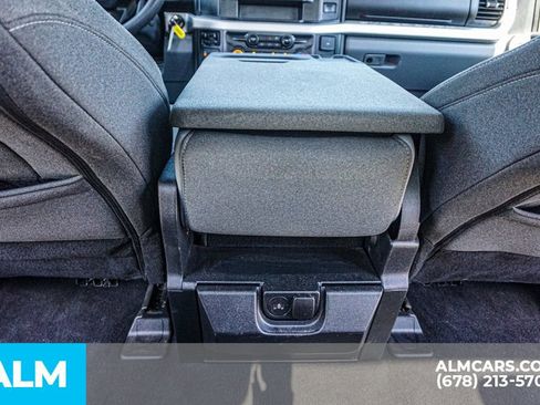 Used 2025 Ford F250 XLT AWD/4WD image 31