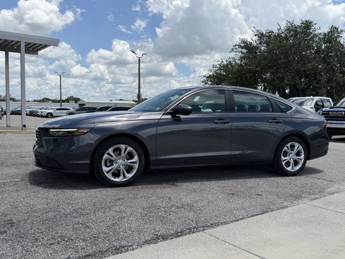 Used 2025 Honda Accord LX image 9