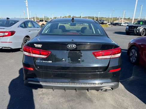 Used 2020 Kia Optima LX image 7