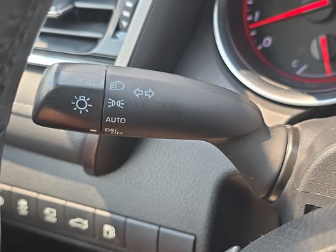 Used 2018 Toyota Camry XSE w/ Audio Package FWD image 25