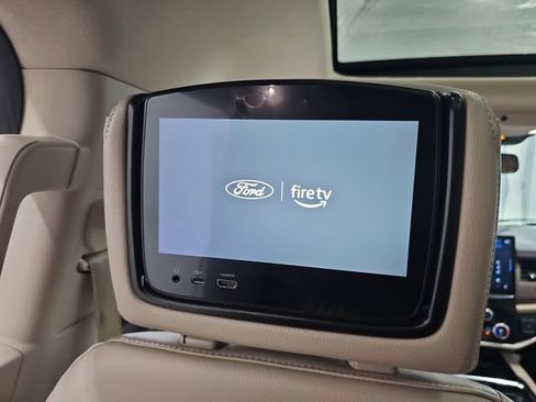 Used 2023 Ford Expedition Limited AWD/4WD image 44