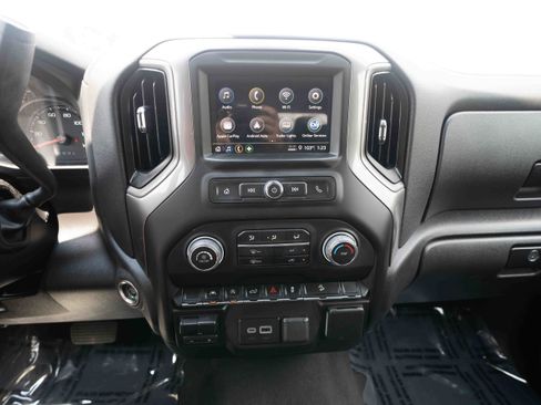 Used 2024 Chevrolet Silverado 1500 Custom Trail Boss w/ LPO, Dark Essentials Package AWD/4WD image 17